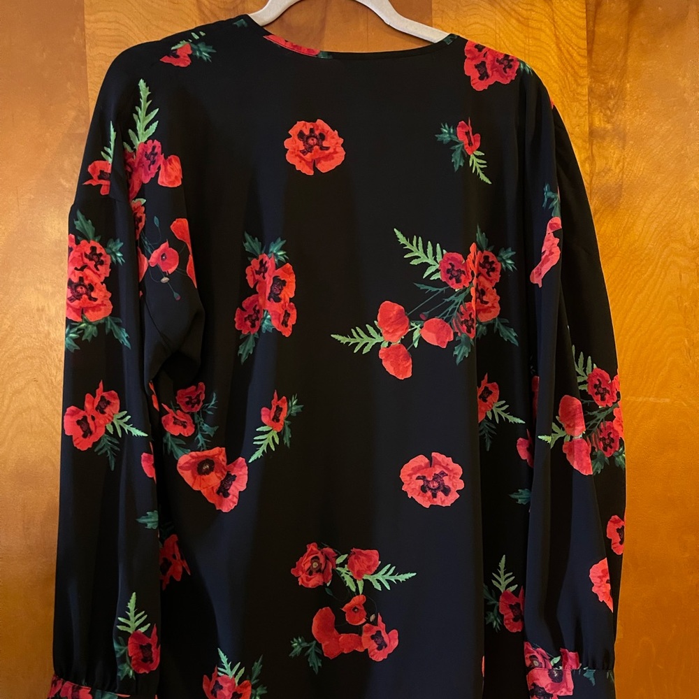 Express Shirt - Picture 4 of 5